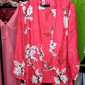 NWT Satin Zara Pink and White Floral Blazer and Pant Suit Set